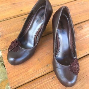 Unlisted pumps! 👠👠